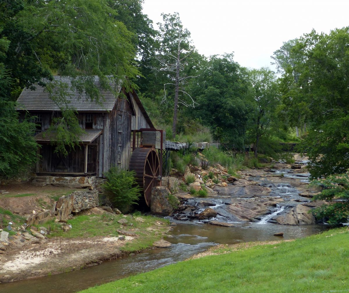 Landscape Contouring in Canton, GA